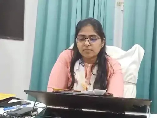 प्रयागराज कमिश्नर को 15 दिन में रिपोर्ट देनी होगी, पति का आरोप-6 लाख महीने वसूली करती है