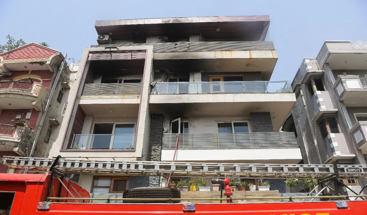 Vivek Vihar Fire Tragedy: PM Modi ने जताया दुख, मृतकों के लिए 2 लाख की मदद का ऐलान