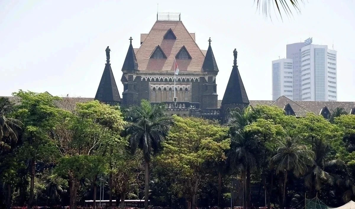 न्यायमूर्ति श्री चंद्रशेखर ने मुंबई उच्च न्यायालय के मुख्य न्यायाधीश के रूप में शपथ ली