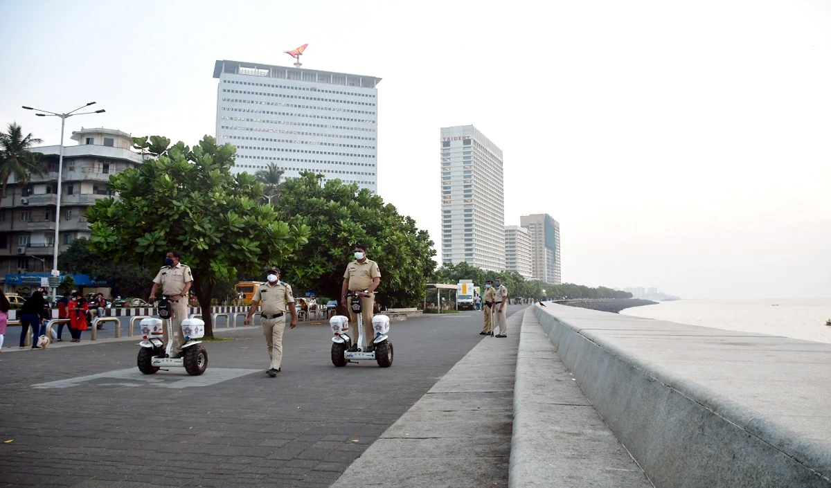 मुंबई पुलिस के सिपाही की शर्मनाक हरकत, यूपीआई से ली 2000 रुपये की रिश्वत