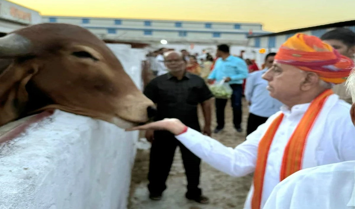 गोपाष्टमी पर केंद्रीय मंत्री भागीरथ चौधरी ने की गौसेवा, किशनगढ़ की माधव गौशाला में आयोजित कार्यक्रम में हुए शामिल