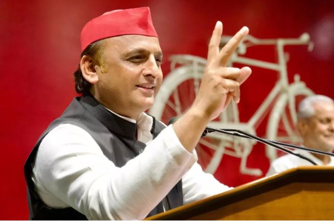 इंजीनियर से यूपी के सबसे युवा CM तक, जानिए अखिलेश यादव के जन्मदिन पर उनके जीवन, संघर्ष और विकास मॉडल की पूरी कहानी