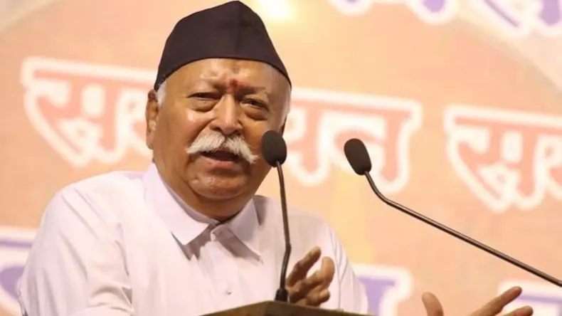 दशहरा रैली में RSS प्रमुख Mohan Bhagwat की हुंकार, हिंदुओं को समझना होगा दुर्बल रहना अपराध...