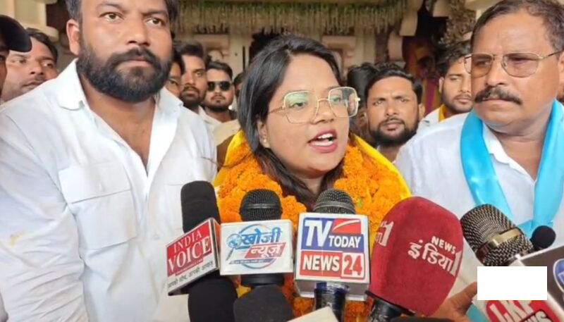 ‘सिर्फ वोट नहीं, सत्ता में हिस्सेदारी चाहिए’ मेरठ में बोलीं डॉ. रोहिणी घावरी कहा वाल्मीकि समाज से बने मुख्यमंत्री
