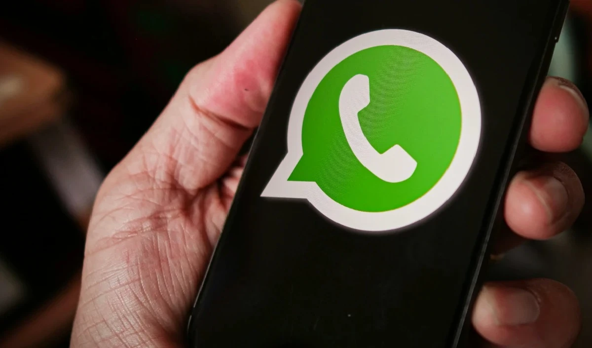 मुश्किल में WhatsApp! बैन होने की कगार पर खड़ा है प्लेटफॉर्म, जानें पूरा मामला