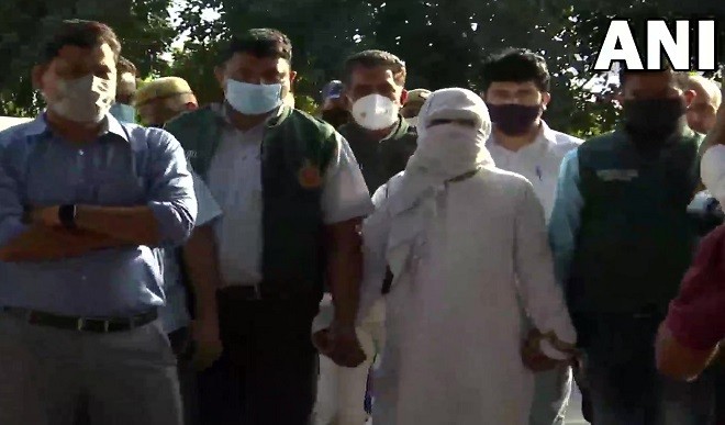 दिल्ली में संदिग्ध पाकिस्तानी आतंकवादी गिरफ्तार कोर्ट ने 14 दिन की पुलिस हिरासत में भेजा