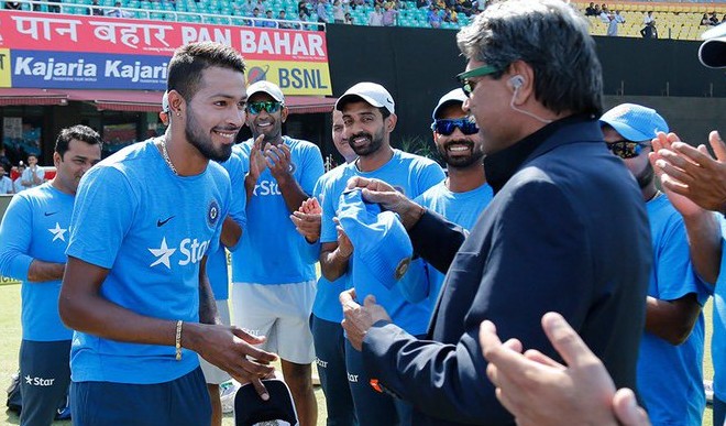 जब पीठ की सर्जरी से पहले कपिल देव ने हार्दिक पांड्या को फोन करके कहा था बेटा हल्दी का दूध पीना