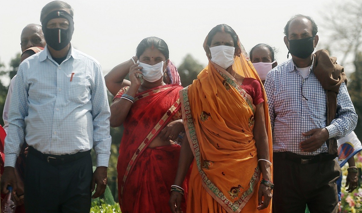 कोरोना वायरस भारत में संक्रमण के 12,885 नए मामले, 461 और लोगों की मौत