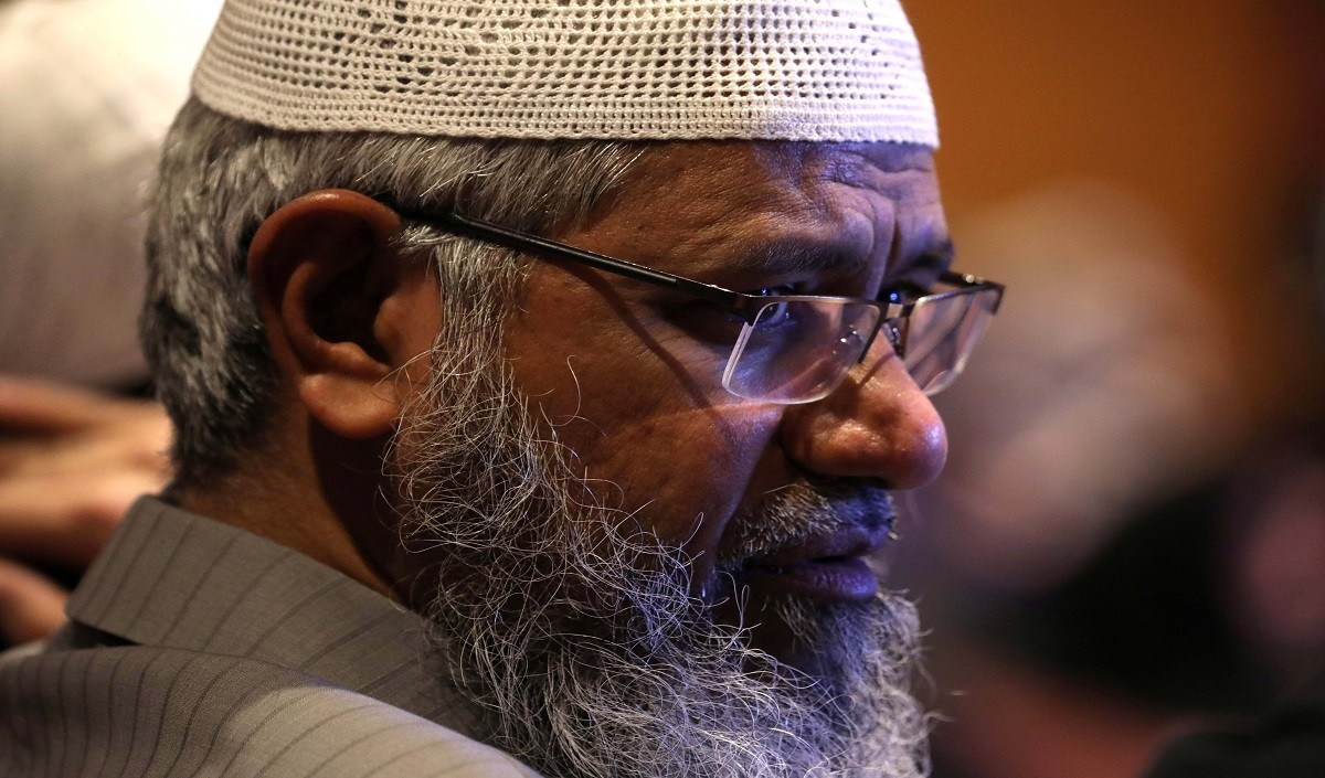 इस्लामी उपदेशक जाकिर नाइक के संगठन IRF पर लगा प्रतिबंध 5 साल के लिए बढ़ाया गया, जानें क्या है पूरा मामला