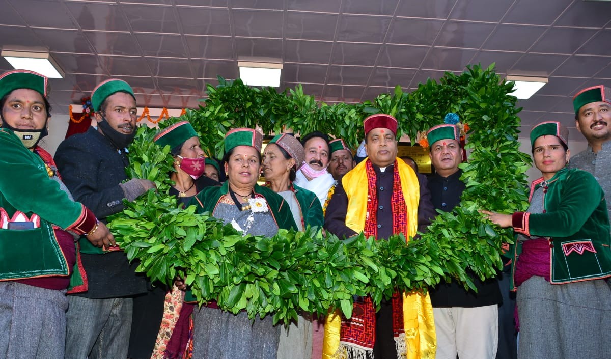 भगवान बिरसा मुंडा की स्मृति में पहली बार हिमाचल के जनजातीय क्षेत्रों में पहली बार आदि महोत्सव का आयोजन