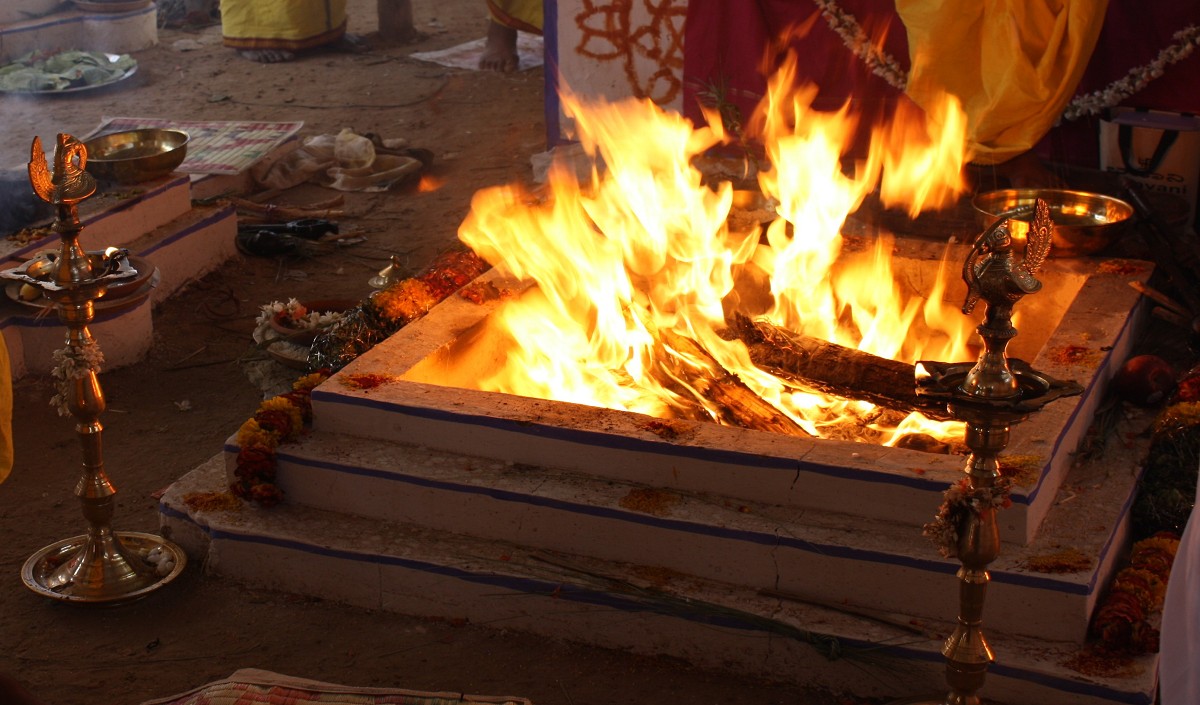 मुजफ्फरनगर में 26 मुस्लिमों की पुन हिंदू धर्म में हुई वापसी कुछ लोगों के बहकावे में 15 साल पहले अपनाया था इस्लाम