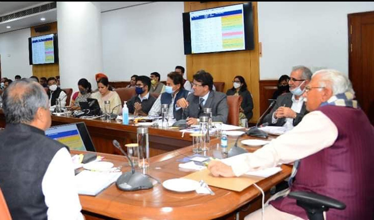 सरकारी सेवाओं व योजनाओं का लाभ जनता को समयबद्ध व सम्मानजनक तरीके से मिले : मुख्यमंत्री