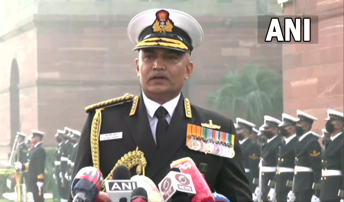 एडमिरल हरि कुमार ने भारतीय नौसेना के नए प्रमुख का पदभार संभाला