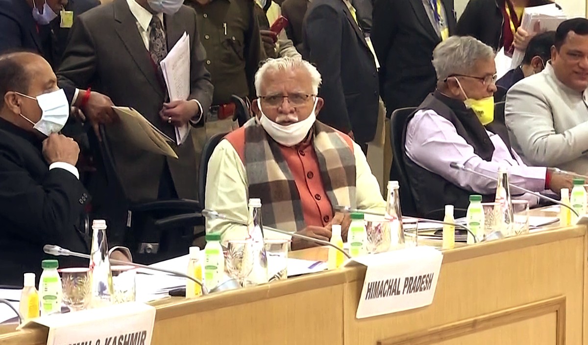 कोविड-19: मुख्यमंत्री खट्टर ने उपायुक्तों को ऑक्सीजन इकाइयों अस्पतालों के निरीक्षण का निर्देश दिया