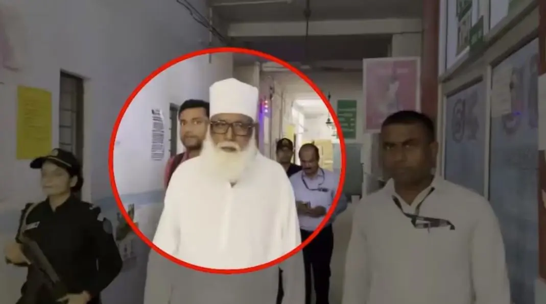 छांगुर गैंग की मुश्किलें बढ़ीं, आयकर विभाग खंगाल रहा खातों की डिटेल,पढ़िए पूरी खबर