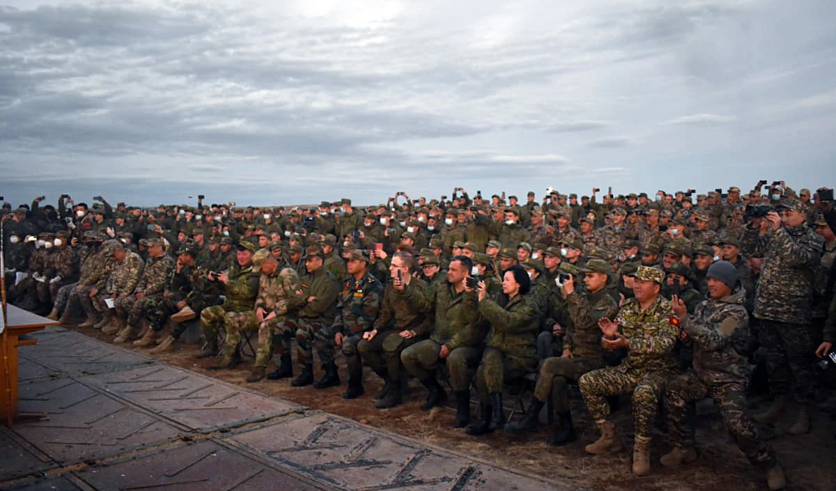 रूसी सेना में अभी भी 27 भारतीय, सरकार रिहाई को लेकर सक्रिय, पहले 98 लौटे