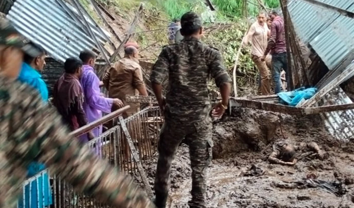  वैष्णो देवी में भूस्खलन से 9 तीर्थयात्रियों समेत 13 की मौत, नदियां उफान पर, अगले 40 घंटे भारी बारिश का अलर्ट