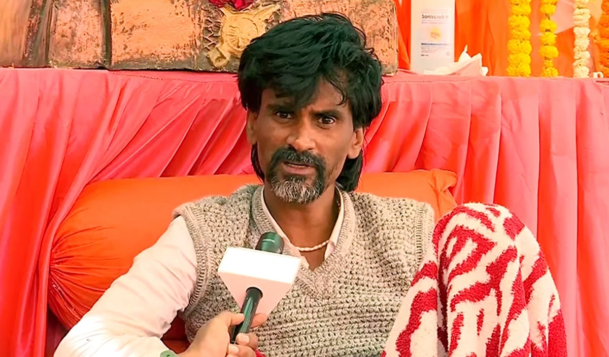 हम सिर्फ आरक्षण चाहते हैं, सरकार मराठा समुदाय के धैर्य की परीक्षा न ले मनोज जरांगे की चेतावनी