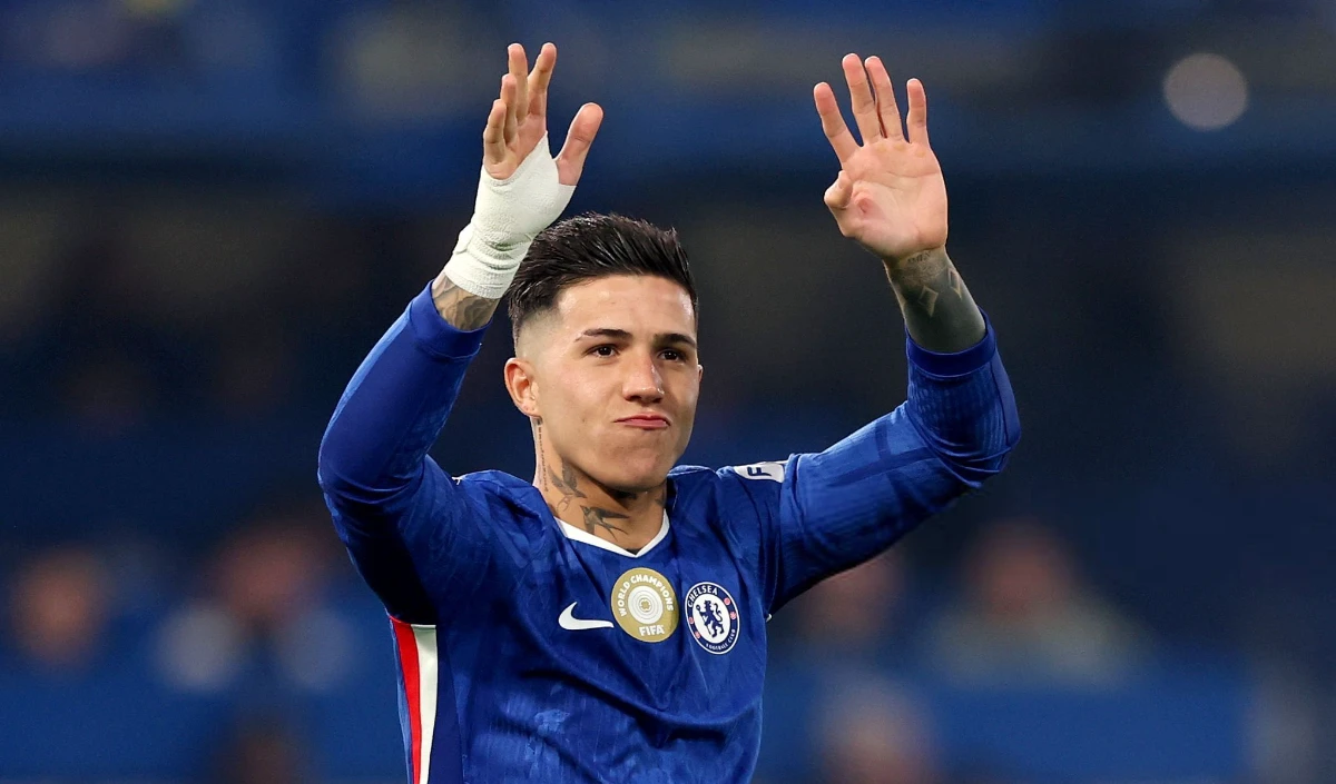Chelsea FC में Transfer की बड़ी हलचल, Enzo Fernández और Cucurella छोड़ सकते हैं Club