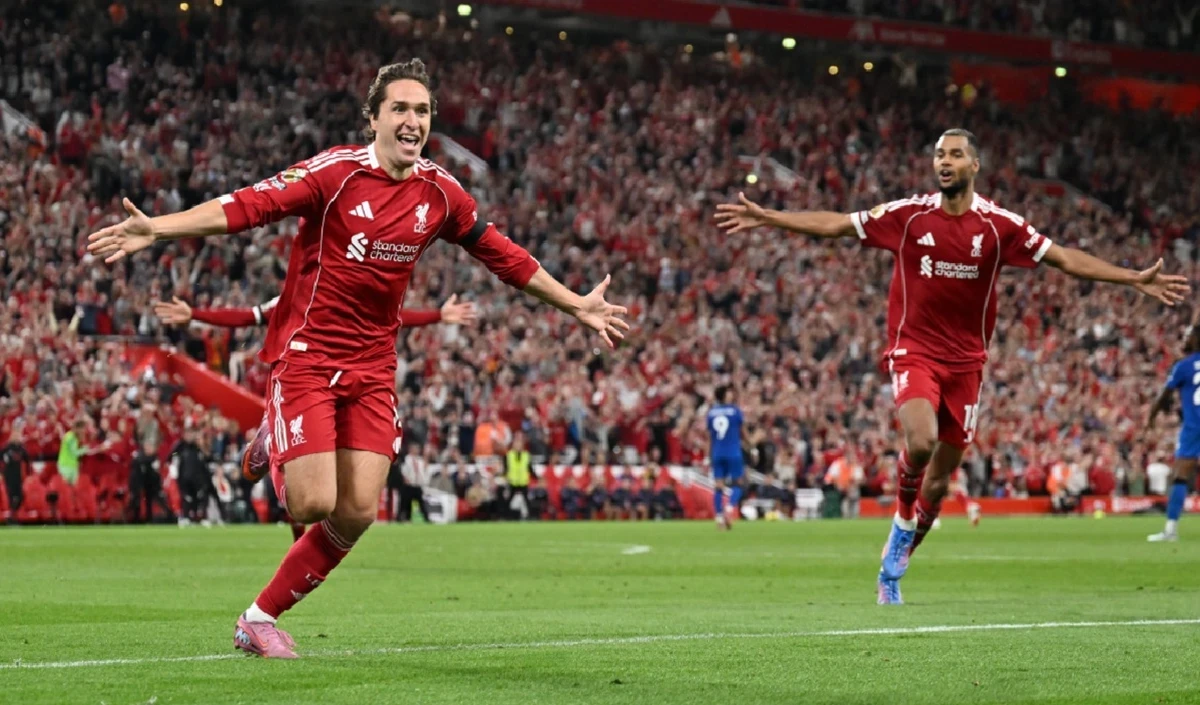 Liverpool की कराबाओ कप में शर्मनाक हार, अर्ने स्लॉट की टीम चयन पर भड़के प्रशंसक