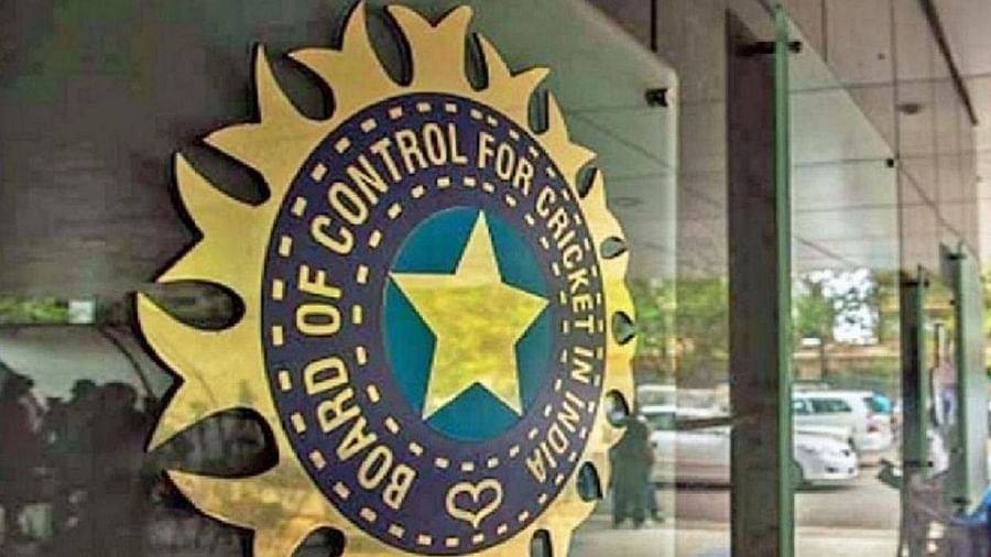 IPL 2022 के लिए BCCI के प्लान B में UAE नहीं मेजबानी के लिए इन दो देशों का नाम आगे