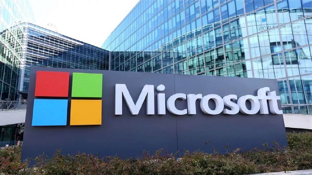 Microsoft ने हटाई आपके लैपटॉप से एक बड़ी सपोर्ट, Teams ऐप के यूजर्स को भी दिया झटका