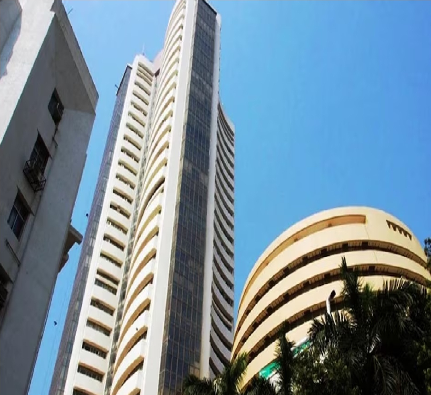 Market Record High: रिकॉर्ड स्तर पर बाजार, पहली बार 70 हजार का आंकड़ा किया सेंसेक्स ने पार 