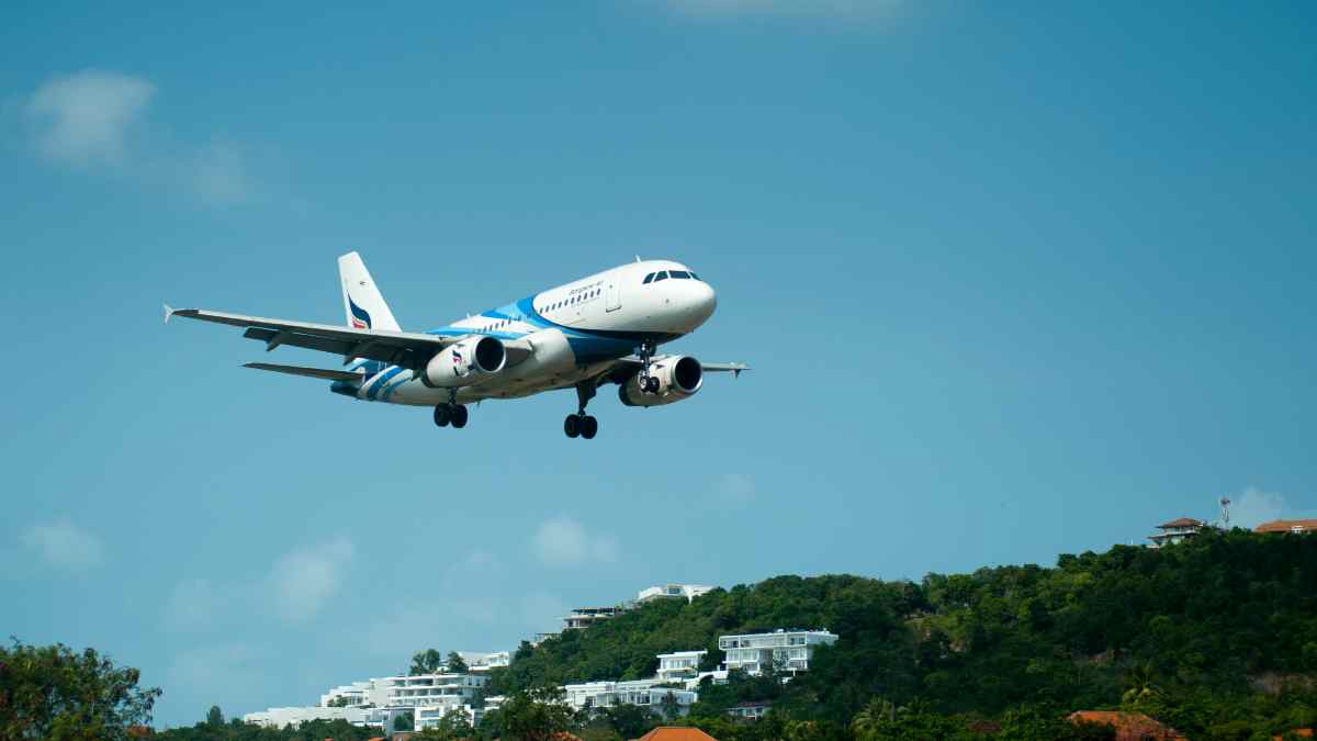 Airline ticket fraud: वेकेशन पर जाने से पहले जान लीजिए इसके बारे में, नहीं लगेगी देर जेब कटने में वरना