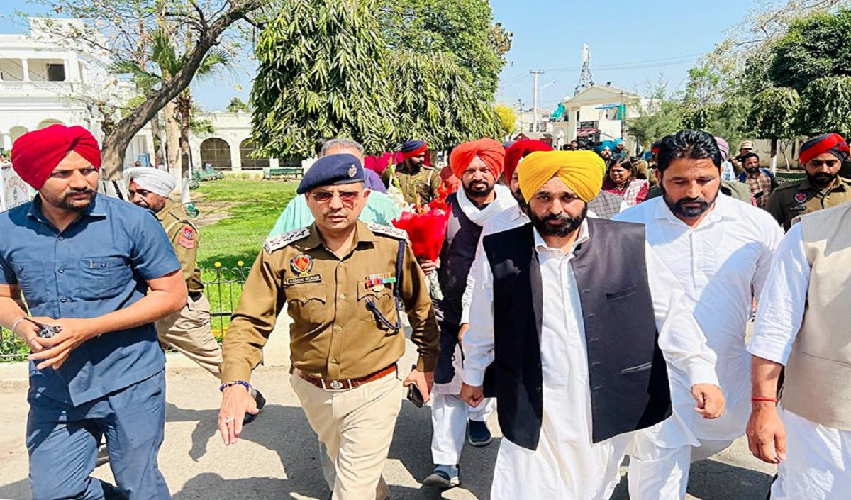 पंजाब: आप सरकार के पांच महीने पूरे होने पर पांच मंत्रियों ने पेश किया रिपोर्ट कार्ड