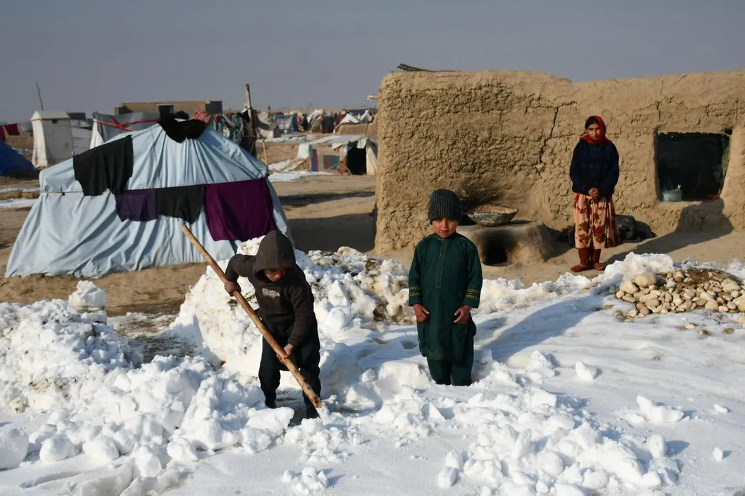 बर्फ में जमा अफगानिस्तान, 160 लोगों की मौत, तापमान -34 डिग्री से नीच