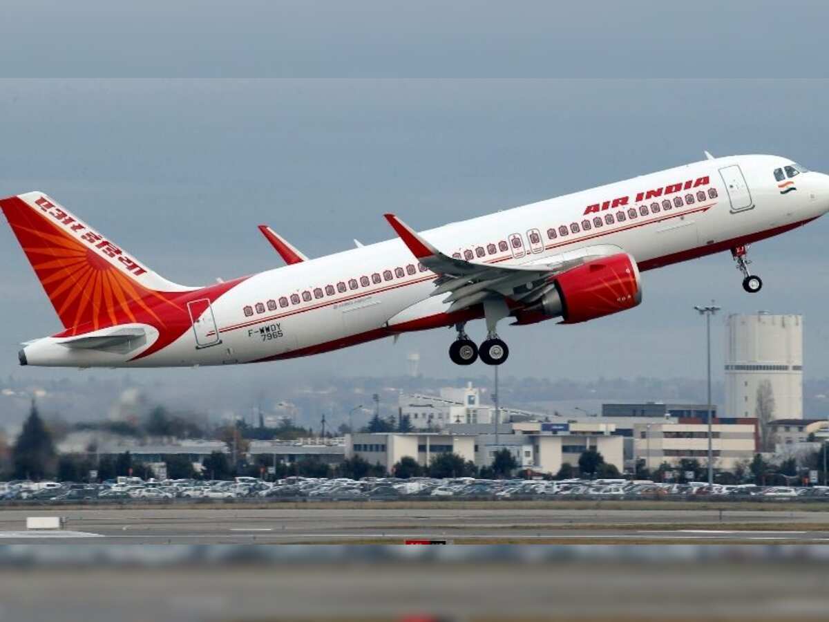 New Delhi:साइबर अटैक का शिकार हुए एयर एशिया के 50 लाख पैसेंजर्स, हैकर्स ने निजी डाटा चुराकर किया पब्लिक
