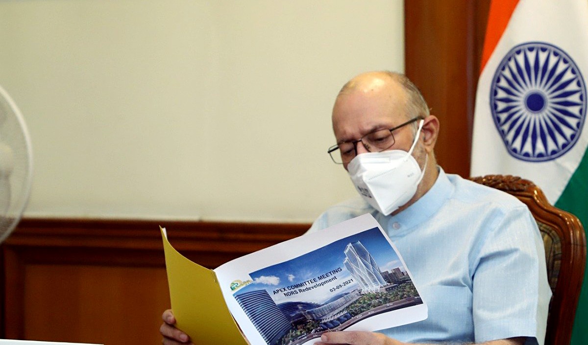 उपराज्यपाल ने दिल्ली पुलिस के कर्तव्यों के बंटवारे के क्रियान्वयन की समीक्षा की