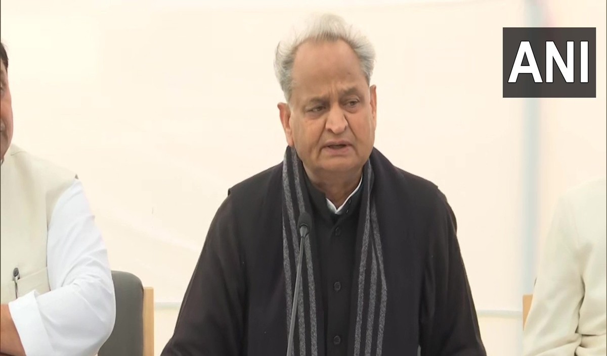 आधुनिक भारत कांग्रेस की देन: गहलोत