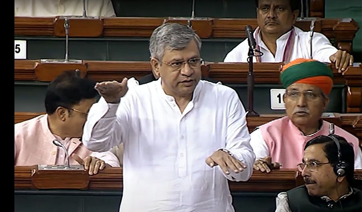 रेलवे स्टेशनों को विकसित करने की योजना में दरभंगा स्टेशन भी शामिल : रेल मंत्री