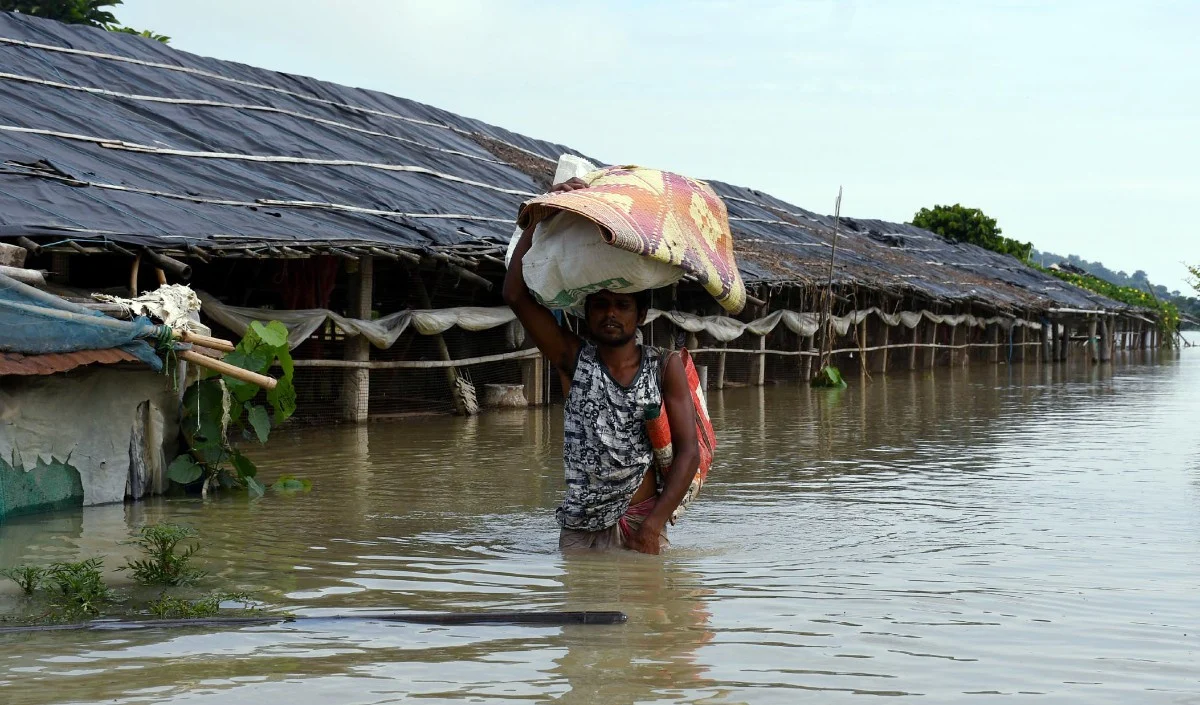 असम की मदद के लिए केंद्र सरकार ने बढ़ाया हाथ 324 करोड़ रुपये की अग्रिम राशि जारी की