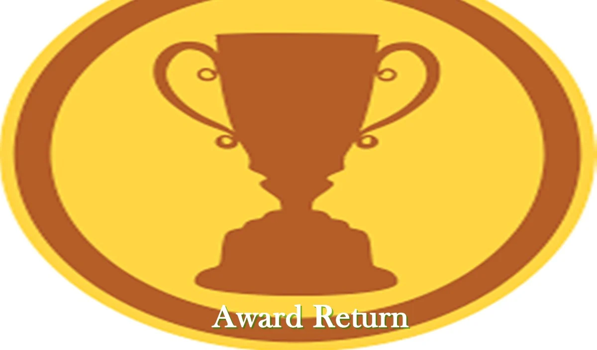 ममता को सम्मानित किये जाने के विरोध में लेखिका ने अपना पुरस्कार लौटाया