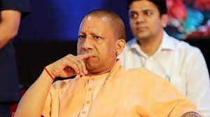 एक्‍शन मोड में योगी सरकार देर रात हटाए गए बांदा के डीएम एएसपी सस्‍पेंड 