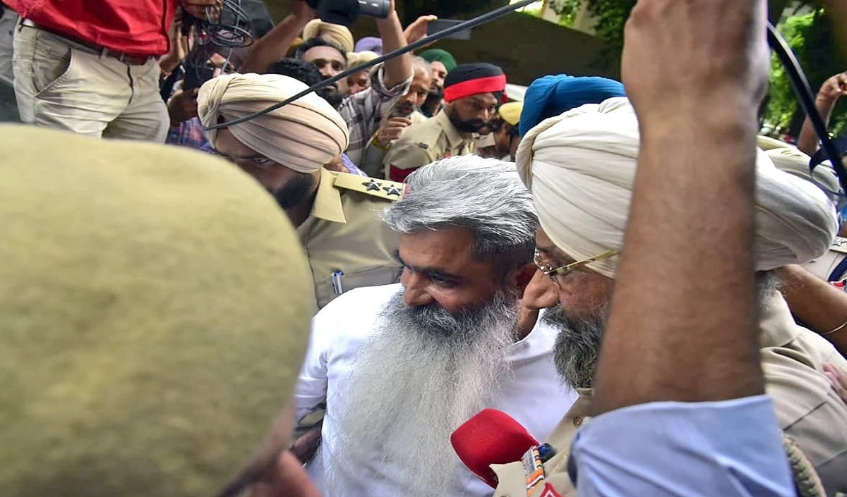 पंजाब के पूर्व मंत्री आशु को 27 अगस्त तक सतर्कता ब्यूरो की हिरासत में भेजा गया