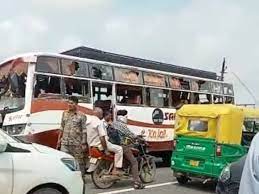ग्वालियर-मुरैना के बाद भिंड में तनाव गुर्जर समाज के युवकों ने 3 बसों में तोड़फोड़ की, फोर्स तैनात