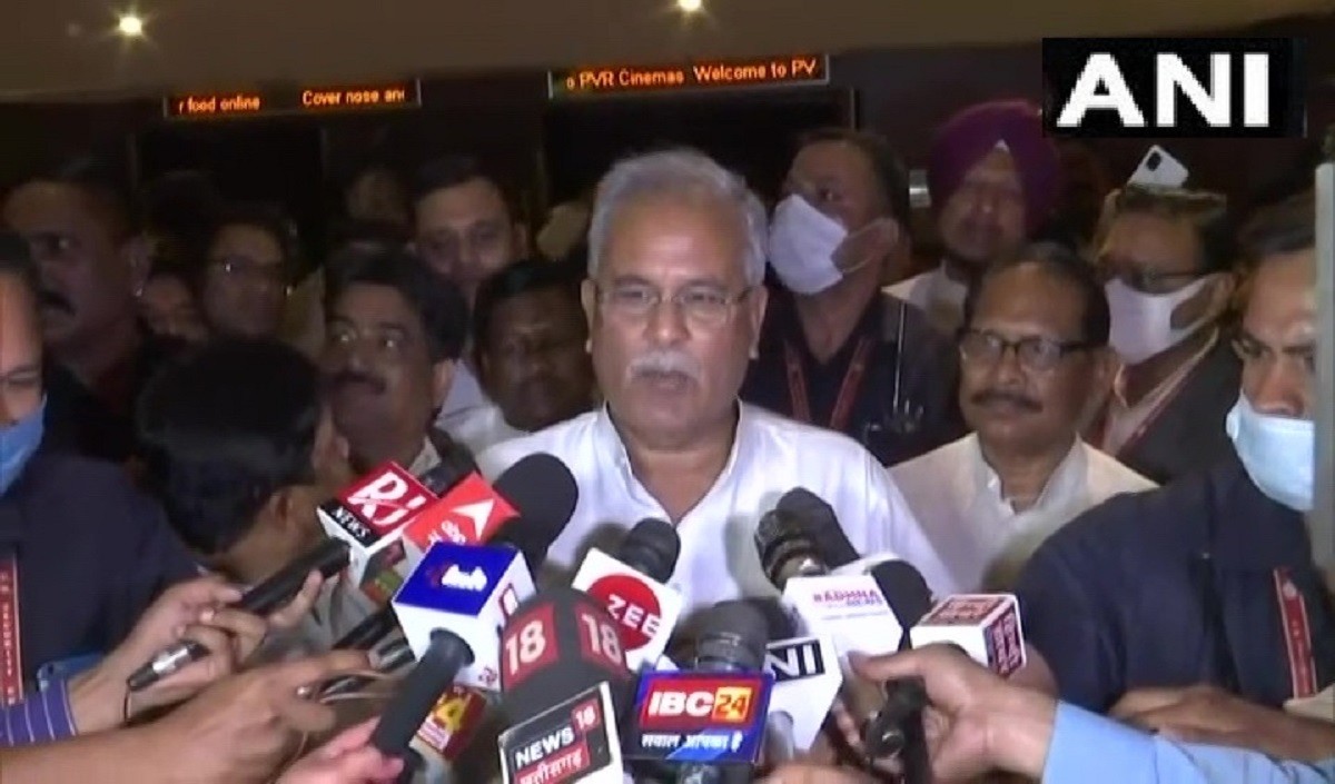 कश्मीर फाइल्स पर सियासत तेज भूपेश बघेल ने कहा- फिल्म में सब आधा-अधूरा दिखाया गया