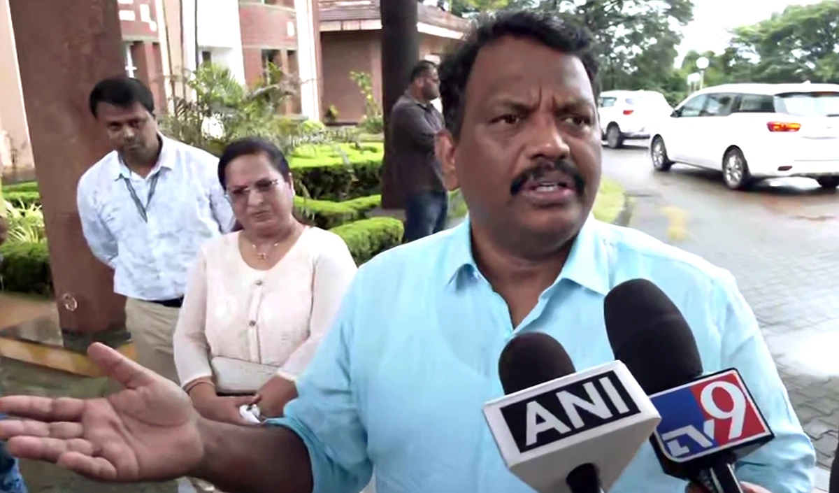 पुलिस सोनाली फोगाट हत्या मामले को रफा-दफा करने की कोशिश कर रही: कांग्रेस नेता लोबो