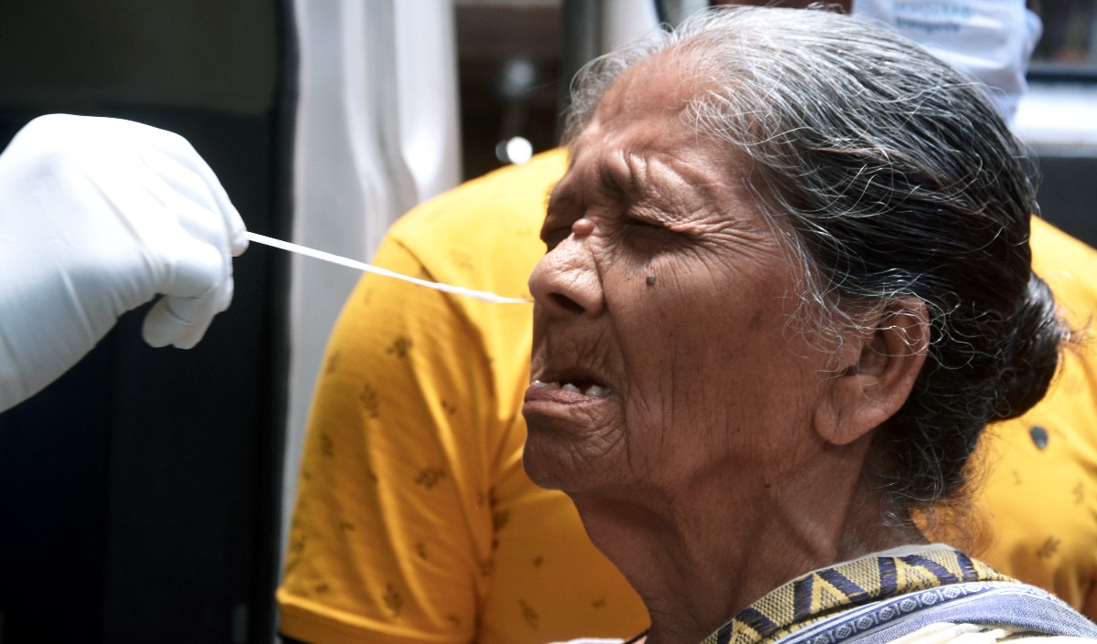 देश में कोरोना वायरस के 13086 नए मामले 19 मरीजों ने तोड़ा दम