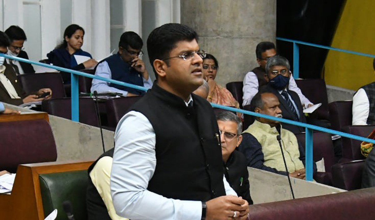 पीडब्ल्यूडी का 50 प्रतिशत बजट सड़कों की मरम्मत पर होगा खर्च - दुष्यंत चौटाला