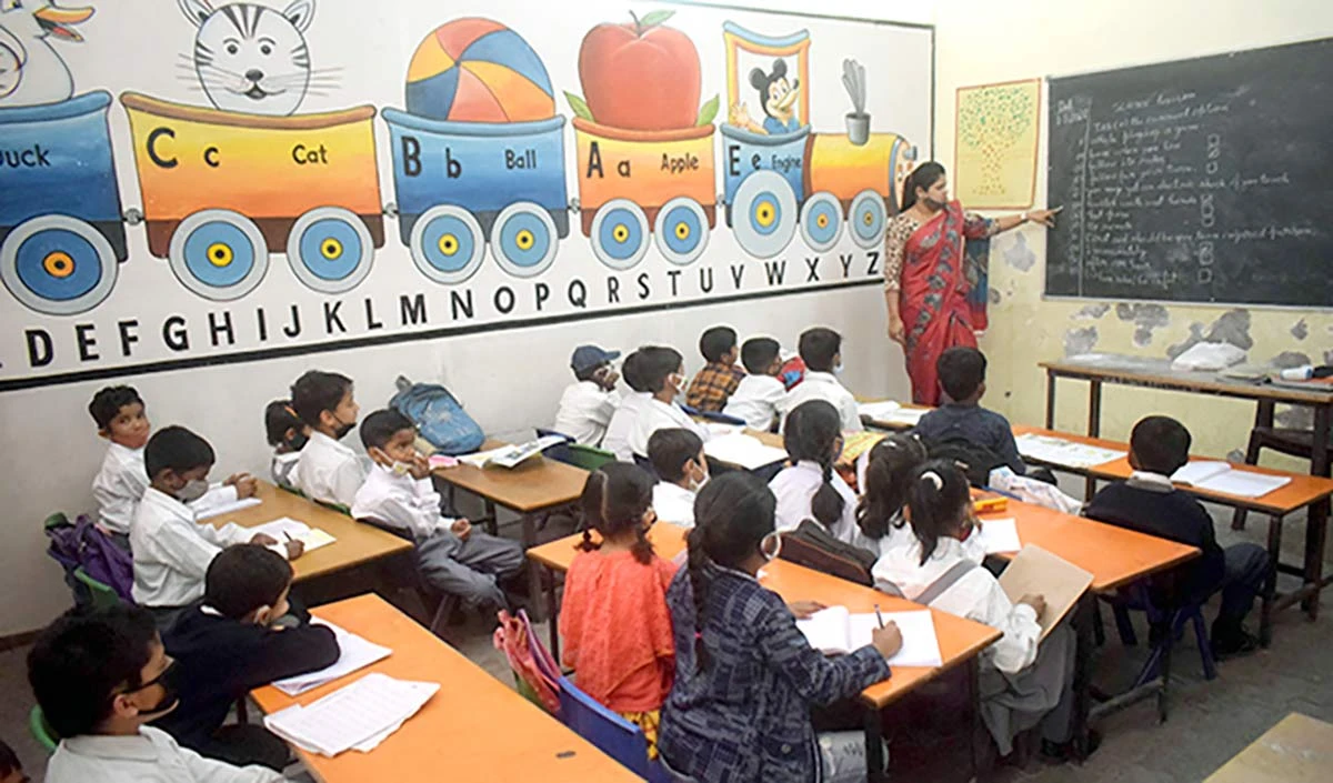 शिक्षा क्षेत्र में भारत विश्व गुरु बनने की ओर तेजी से बढ़ रहा है