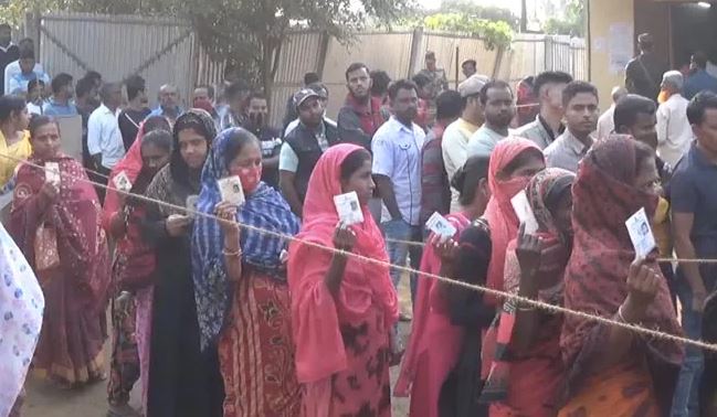 Tripura Elections: मतदान जारी, 259 उम्मीदवारों के भाग्य का होगा फैसला
