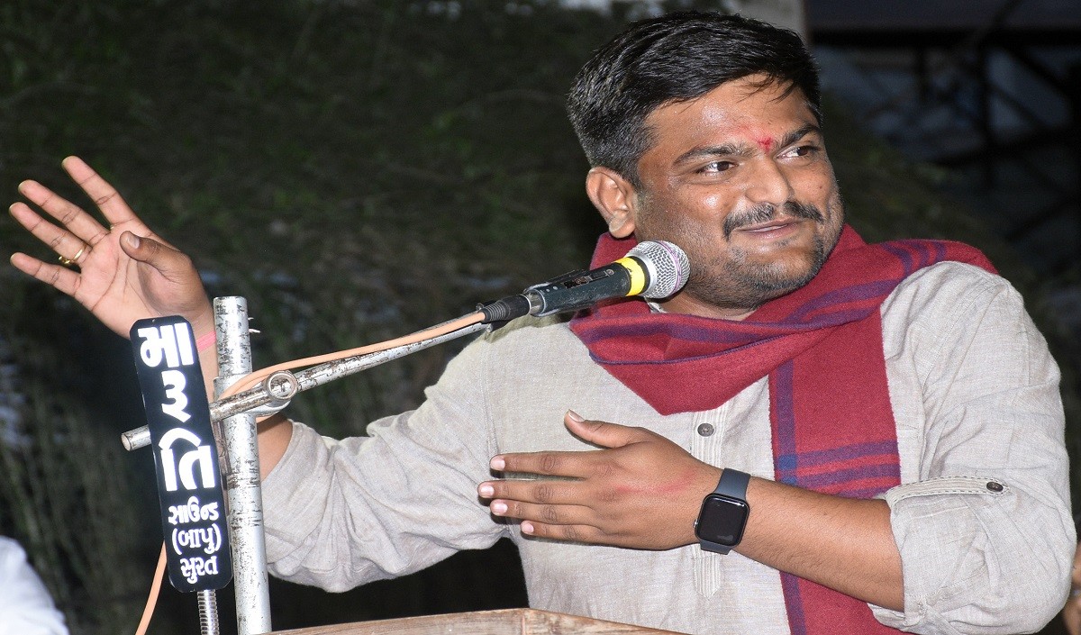 हार्दिक पटेल ने गुजरात सरकार को चेताया अगर मांगे नहीं हुई पूरी तो फिर शुरू करेंगे आंदोलन