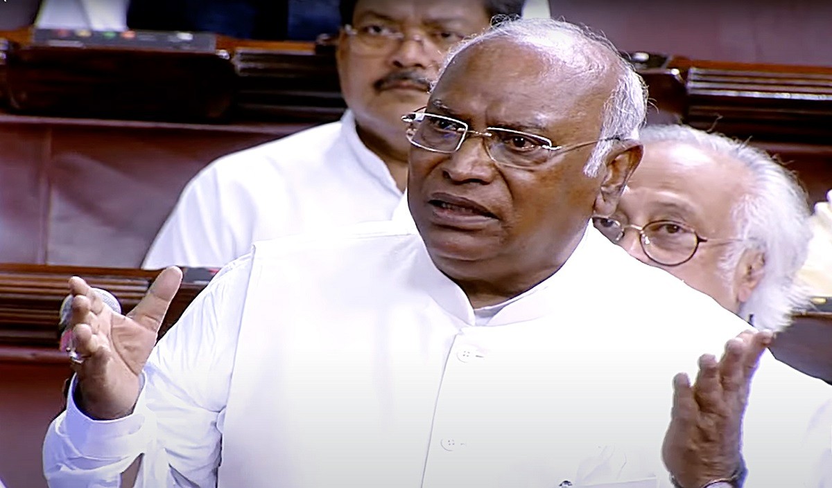 हेराल्ड मामला: ईडी ने कांग्रेस नेता खड़गे से सात घंटे से अधिक समय तक पूछताछ की