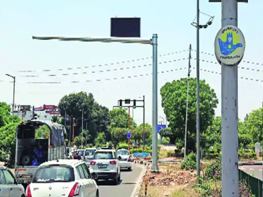 स्मार्ट कैमरे पकड़ रहे लिमिट और लगाए जाएंगे 5 दिनों में 1318 चालान तेज गति के काटे गए