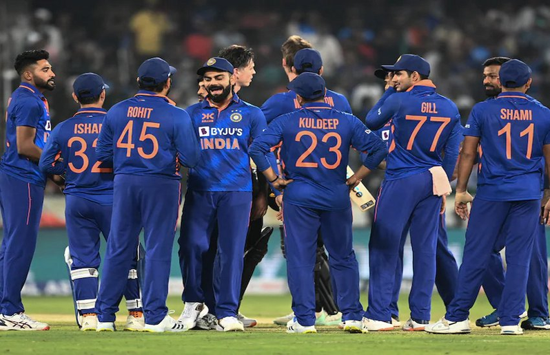 IND vs NZ: रायपुर में पहली बार खेलेगी टीम इंडिया,फिर चल सकता है सिराज का जादू, जानें क्या है पिच का हाल