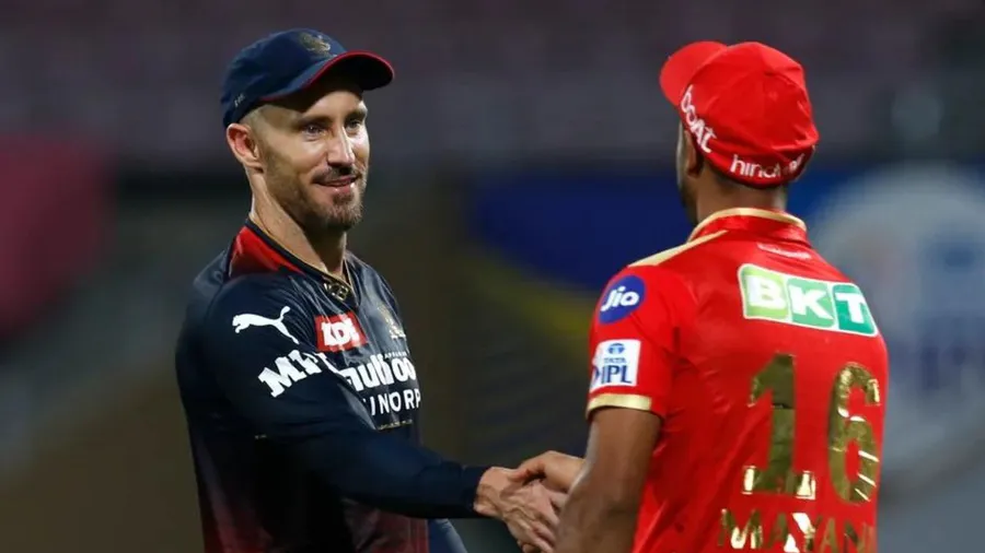 PBKS vs RCB IPL 2022: बैंगलोर को भारी पड़ीं 17वें ओवर की 2 गलती फिर अगली 5 गेंदों में तय हो गई हार